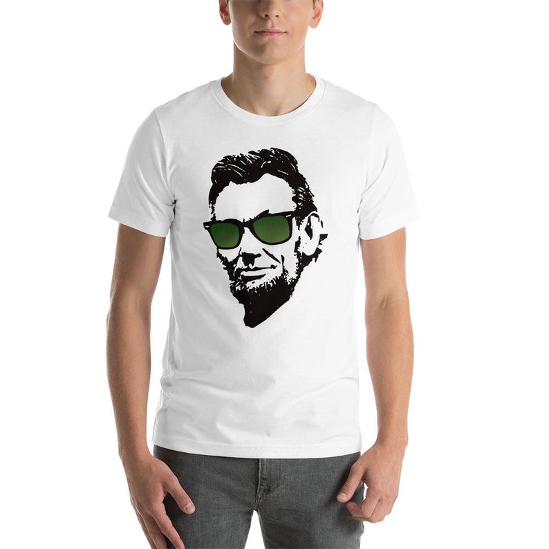 Cool Abe Lincoln in Wayfarer Sunglasses Unisex T-Shirt