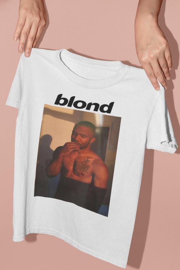 blond tshirt